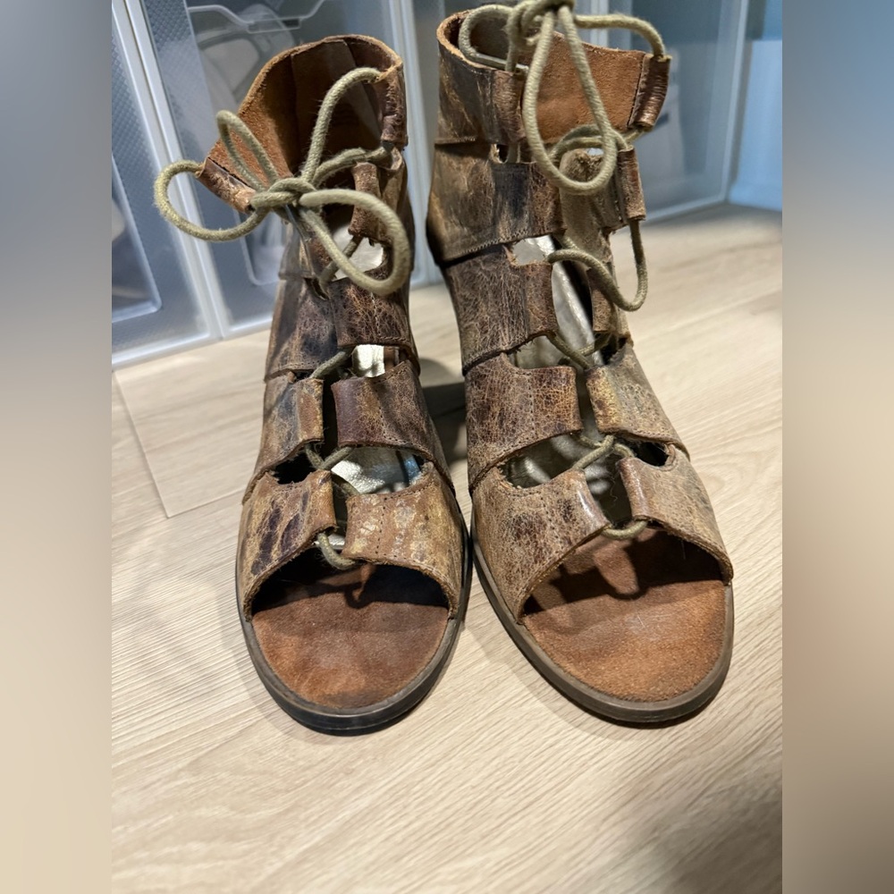 Vintage Women’s Heels size 9
